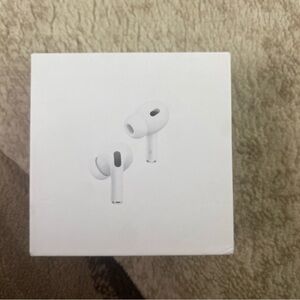Apple White Earbud Headphones